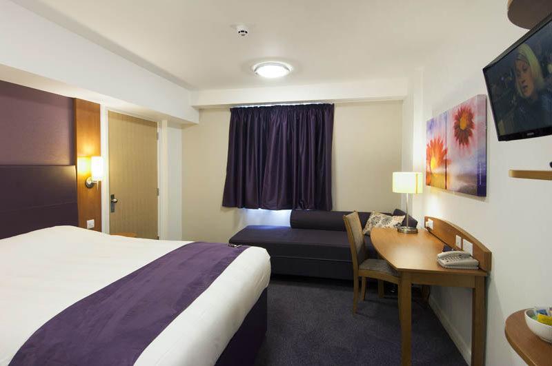 Premier Inn York North West Esterno foto